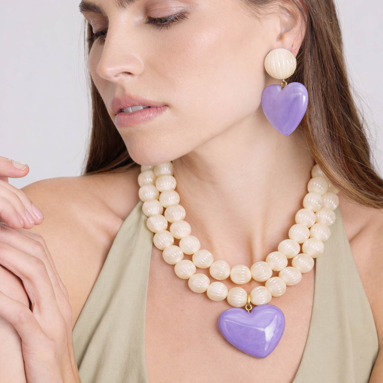 Amour Carved Mother Of Pearl Resin Bead With Lavender Resin Heart Pendant