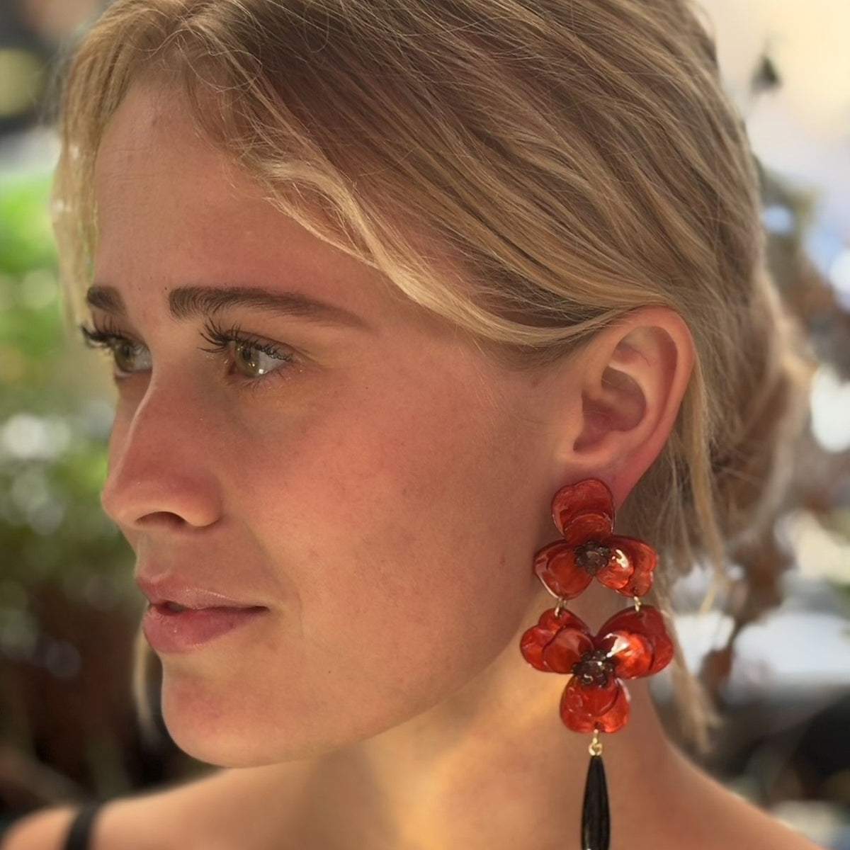 BETH CRANBERRY RED DOUBLE FLORAL RESIN DROP EARRINGS
