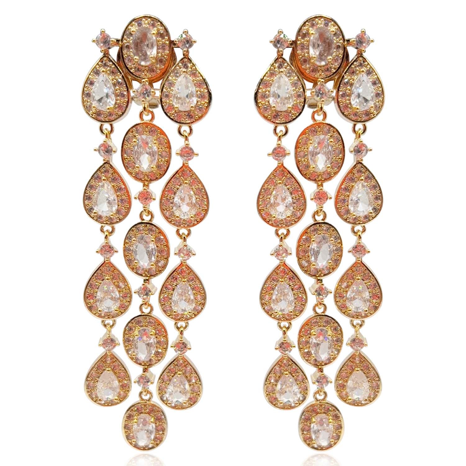 Pendientes Nicolina con múltiples formas de cristal y clip chapados en oro