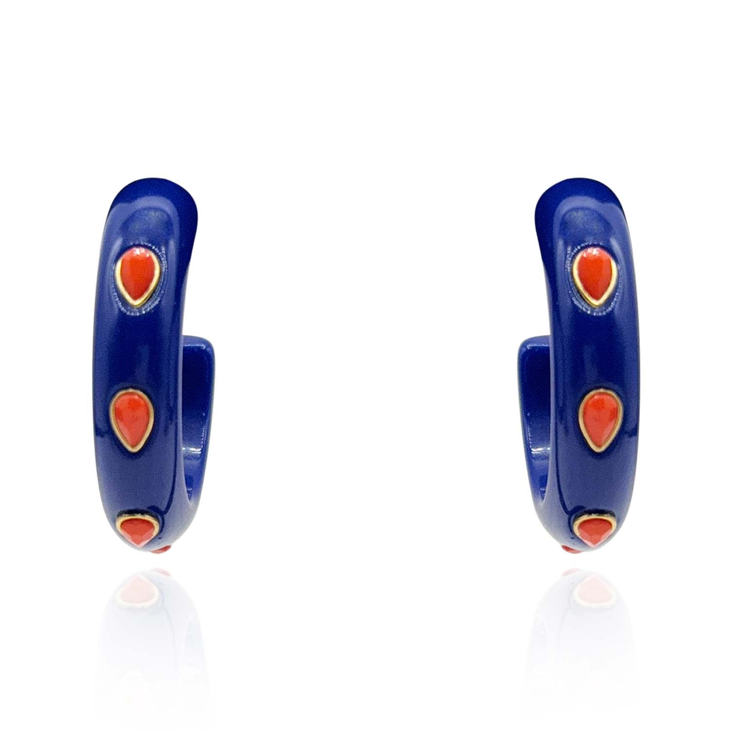 Pendientes de aro de resina azul marino Netta con piedras de cristal coral facetadas en forma de pera