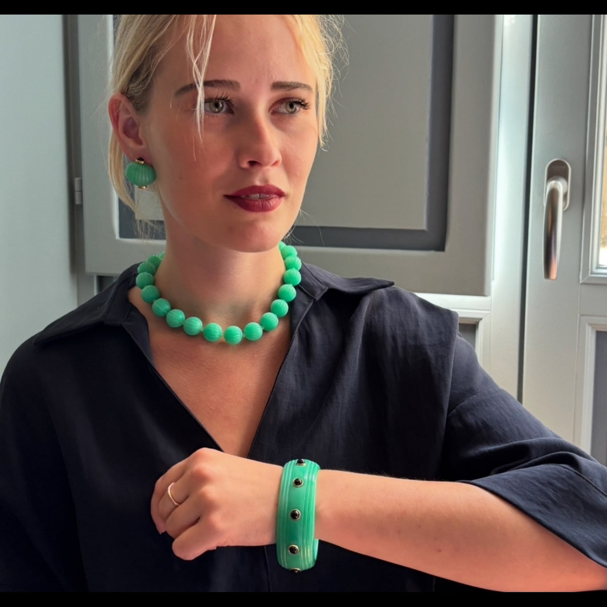 Rosa Jade And Black Onyx Resin Bangle