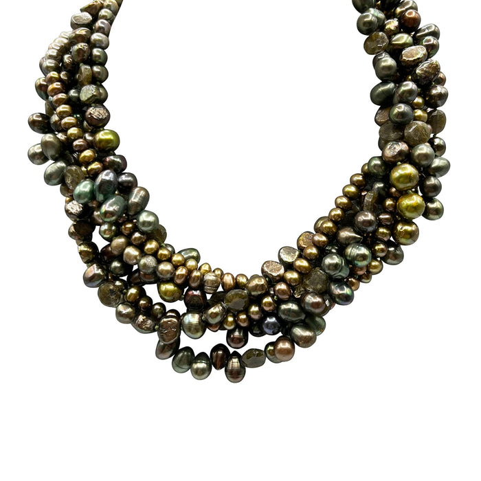 Collier torsadé multi-brins en eau douce - Nuances de marron et d'olive