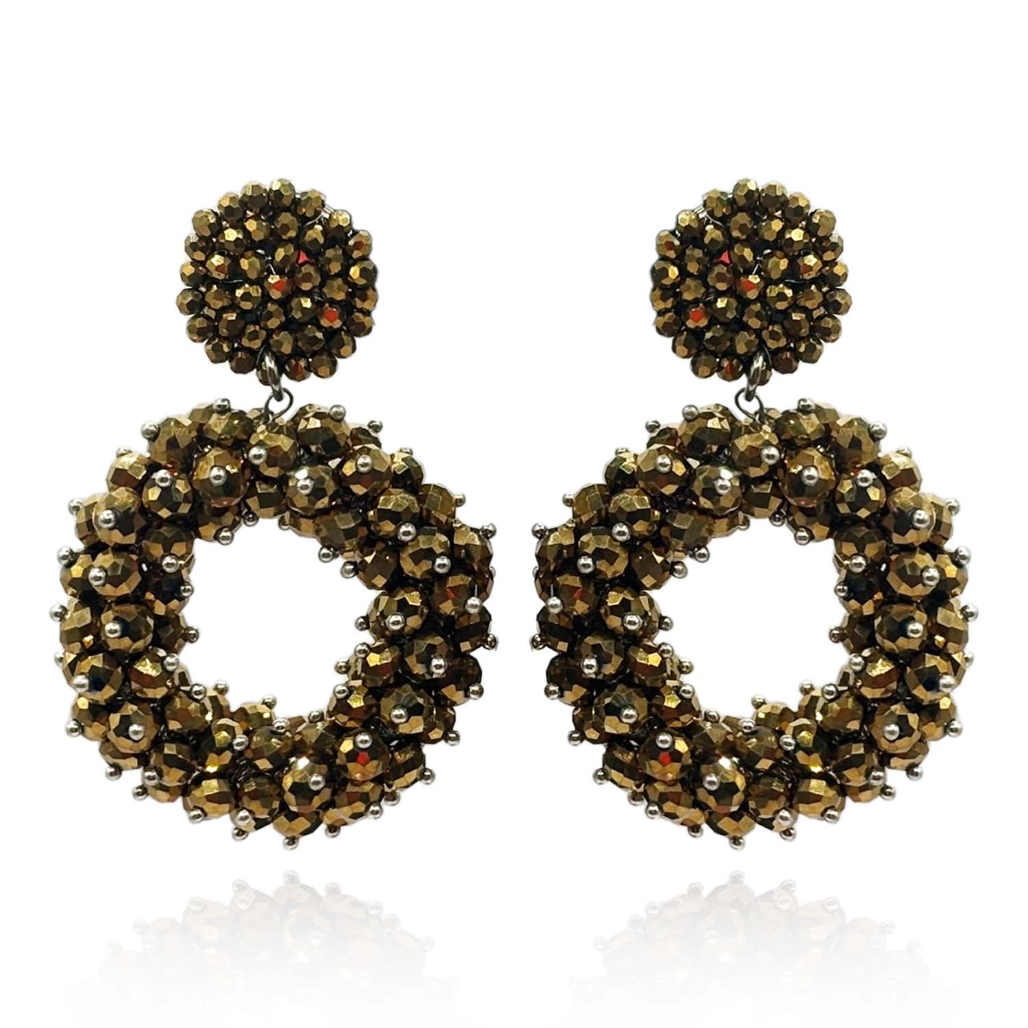 Pendientes colgantes con clip y cuentas facetadas de vidrio dorado de Italia