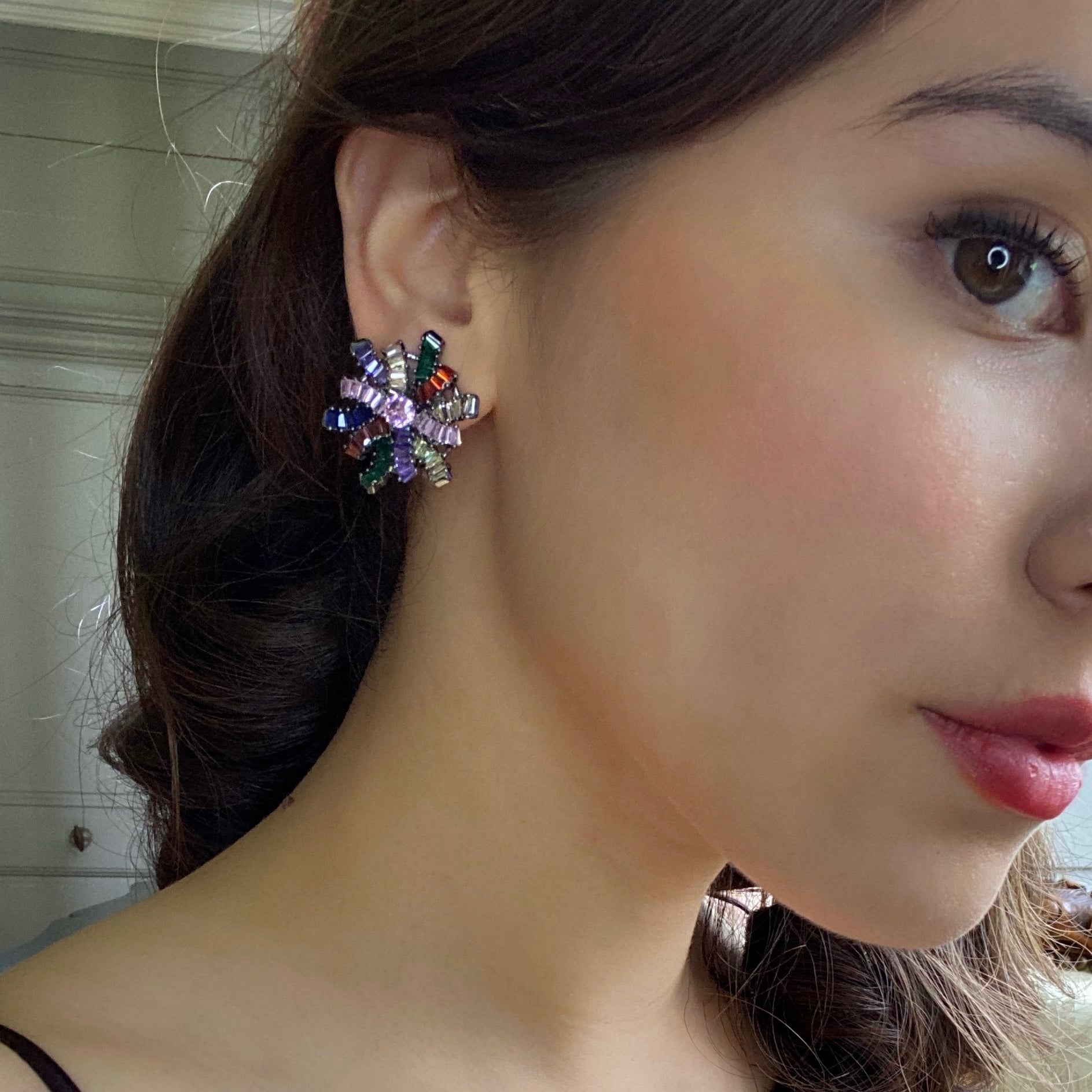 Pendientes de clip Gertrude con baguette multicolor