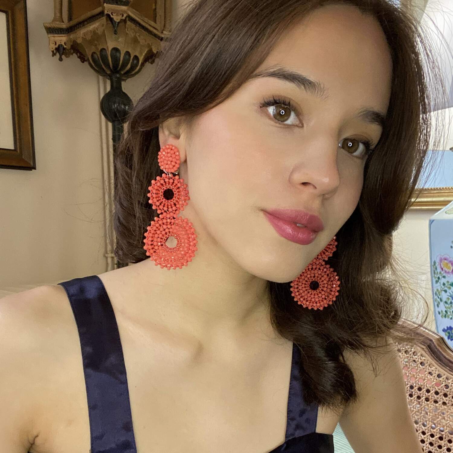 Pendientes colgantes bohemios con clip de cristal de coral y jade