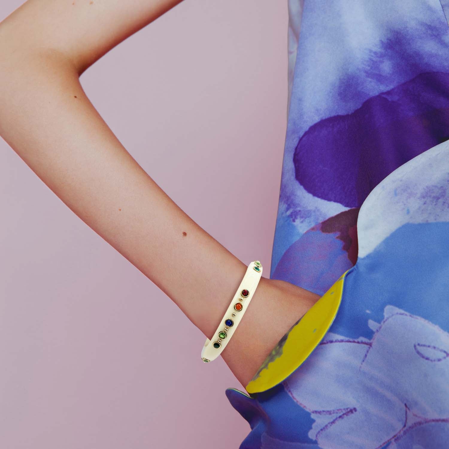 Holland Ivory Resin Studded Resin Bangle